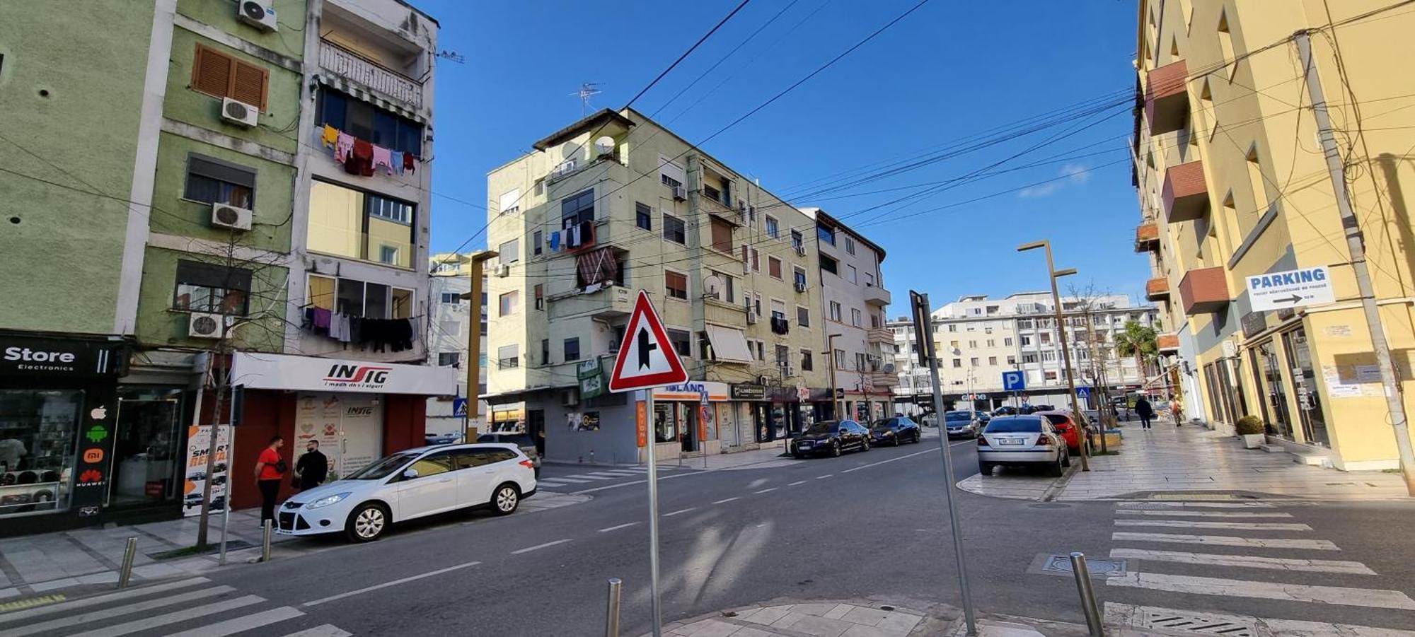Liam'S Apartment Durres Exterior photo